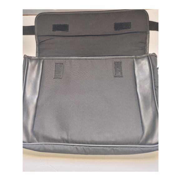 Swiss Gear Laptop Shoulder Bag 14 In Black Unisex - Picture 2 of 7